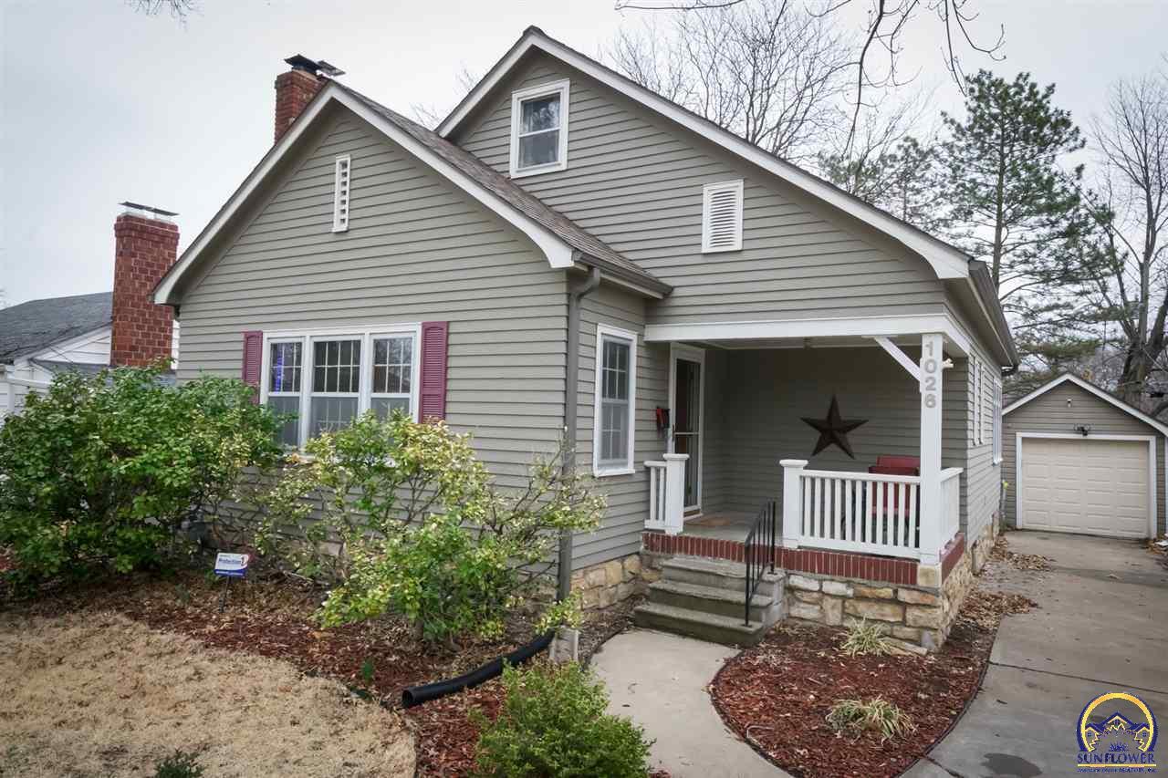 Property Photo: 1026 SW Medford Ave KS 66604