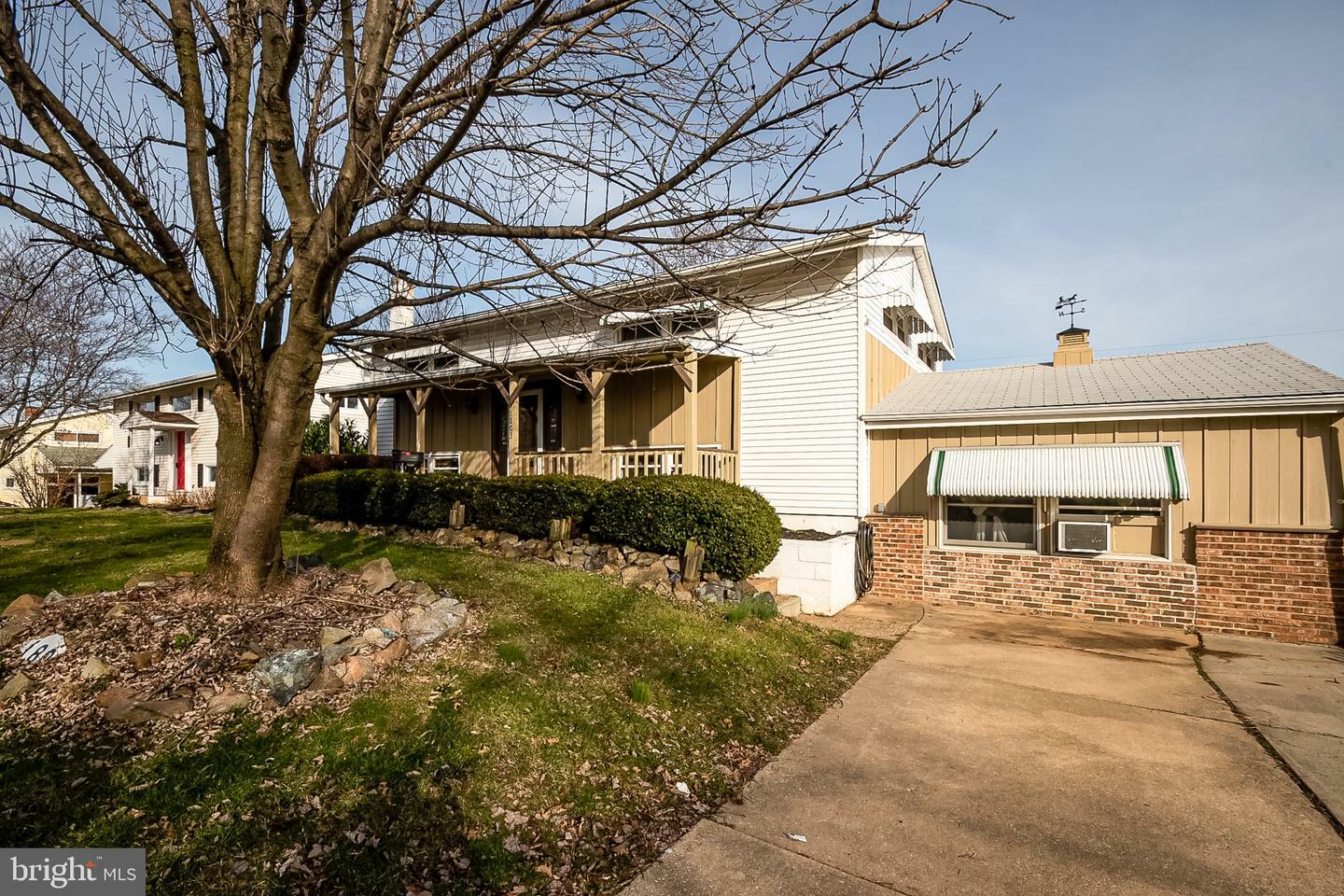 Property Photo: 1803 Arlene Drive DE 19804