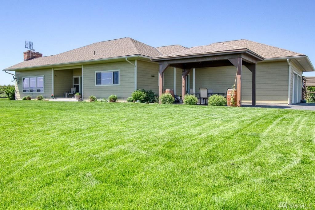 Property Photo:  2779 Frog Hollow Rd  WA 99360 