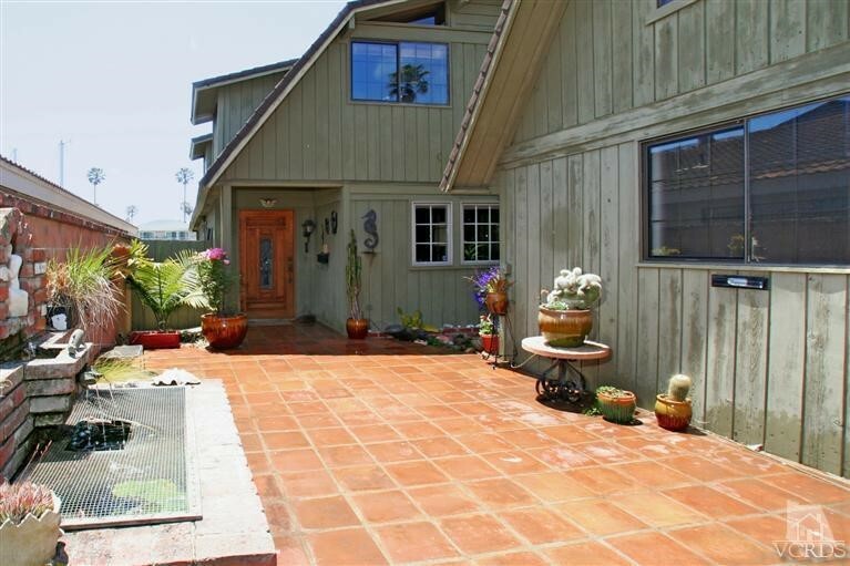 Property Photo:  2823 Seahorse Avenue  CA 93001 