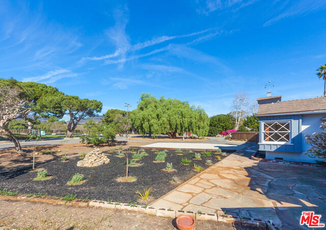Property Photo: 6902 Fernhill Dr CA 90265