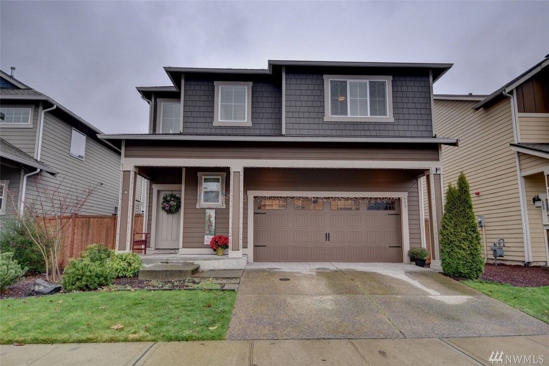 Property Photo:  613 Rosewood Dr SW  WA 98502 