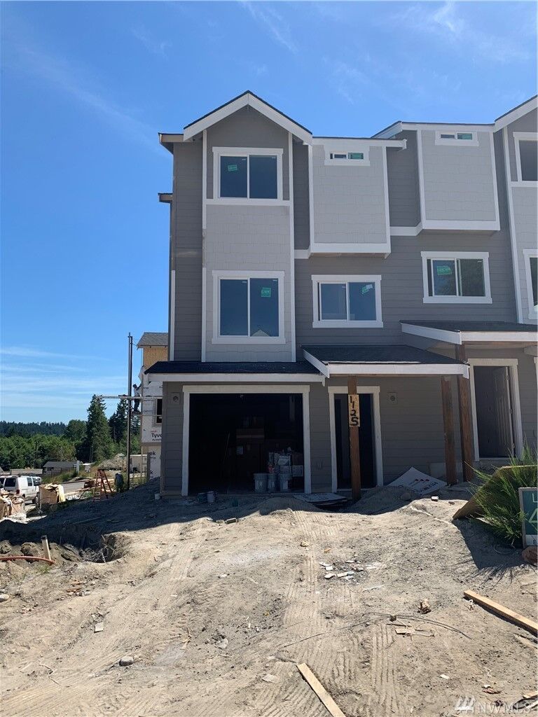 Property Photo:  1125 NW Dragonstone St 43  WA 98311 