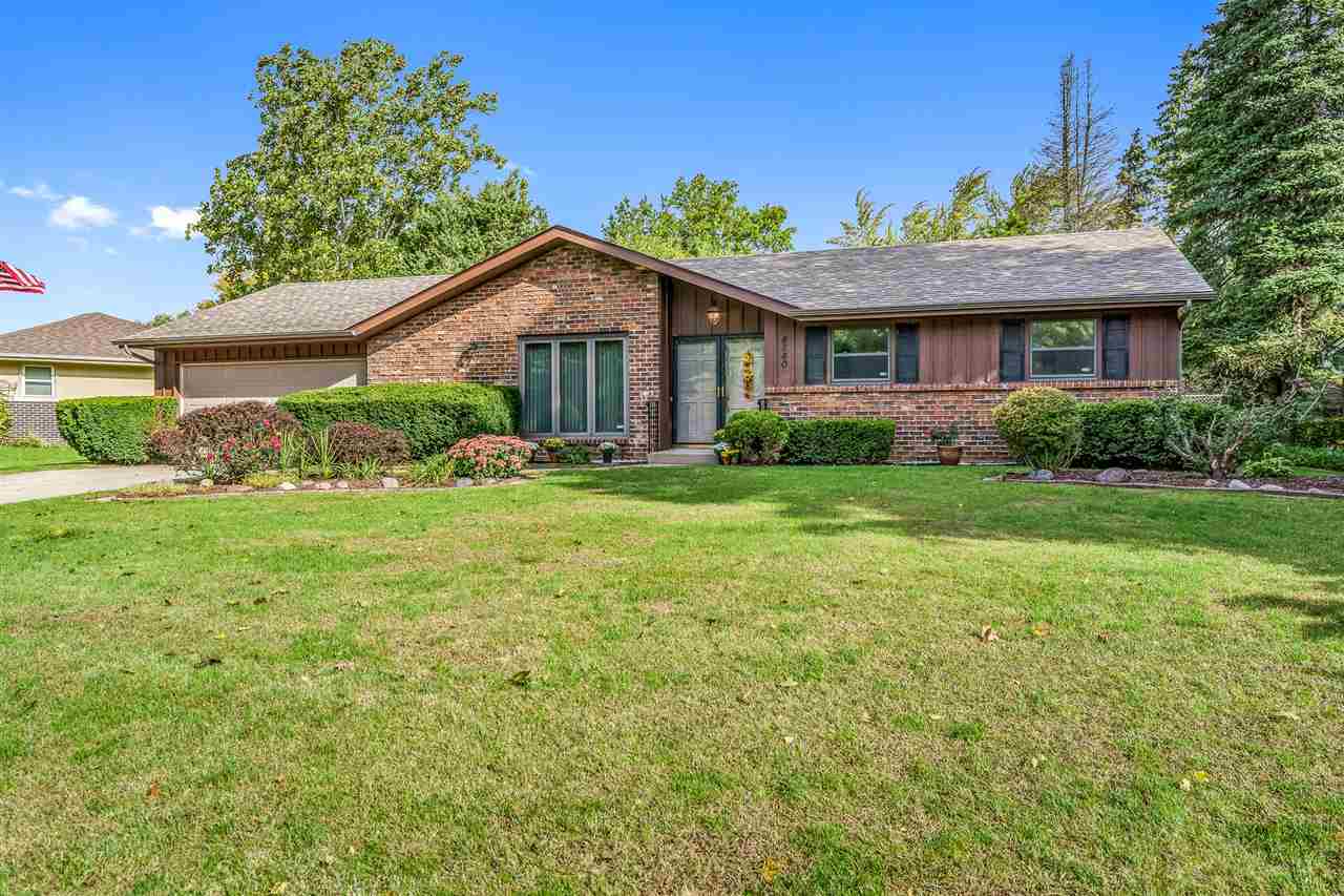 Property Photo:  4840 Crofton Drive  IL 61114 