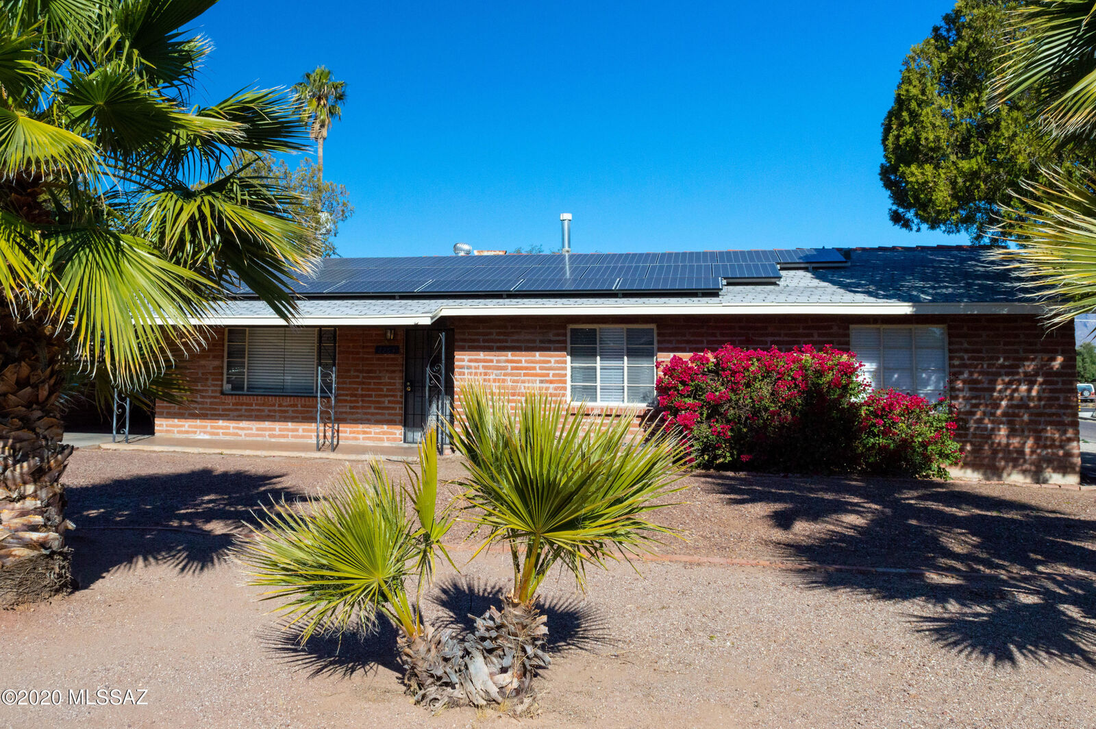 Property Photo:  2263 E Calle Alta Vista  AZ 85719 