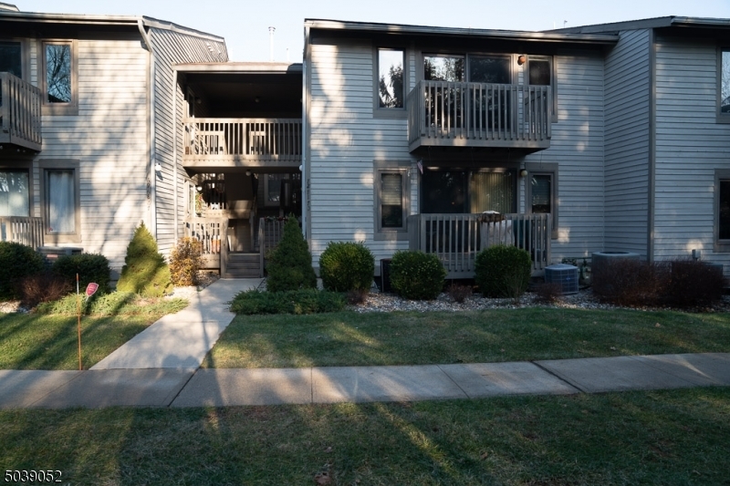 Property Photo:  72 Sam Bonnell Drive  NJ 08809 