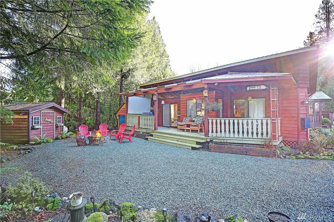 Property Photo:  5185 Itswood Center Trail  WA 98237 