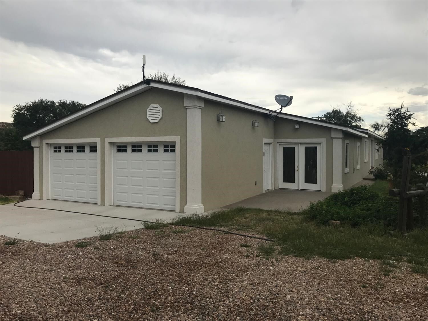 Property Photo:  330 W Road 270  KS 67871 