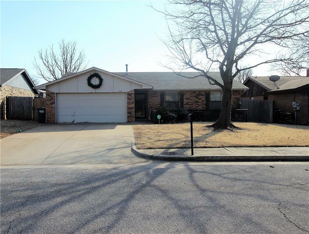 Property Photo:  818 Hawthorne Lane  OK 73003 