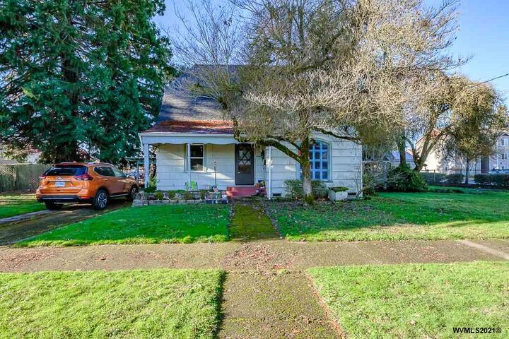 1370  Grove St  Lebanon OR 97355 photo