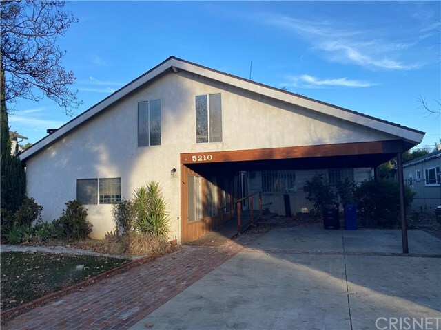 Property Photo: 5210 Veloz Avenue CA 91356