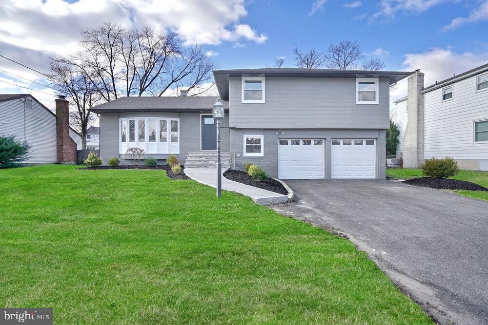 Property Photo: 57 Knollwood Dr NJ 08002