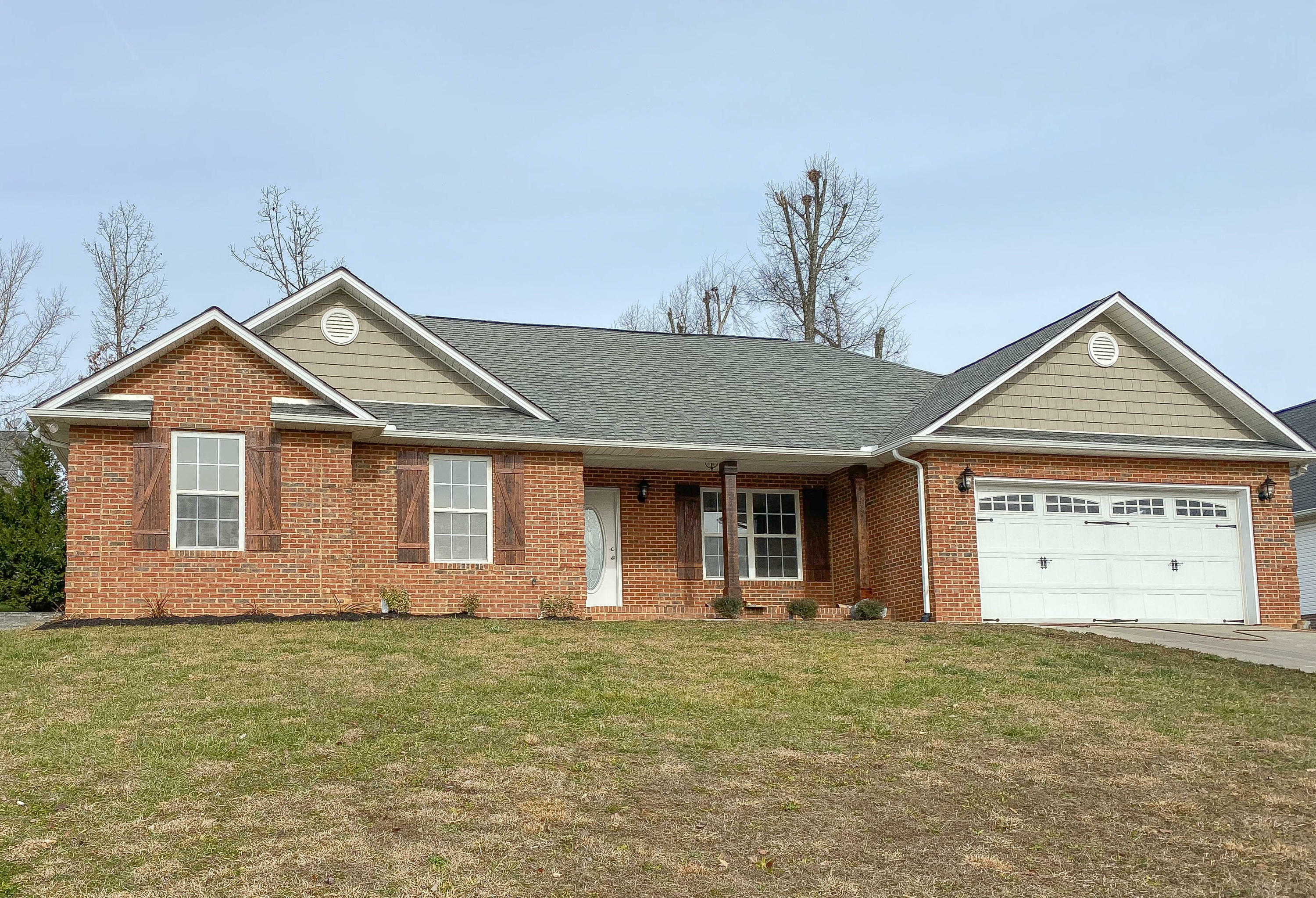 Property Photo: 8125 Broken Rock Lane TN 37924