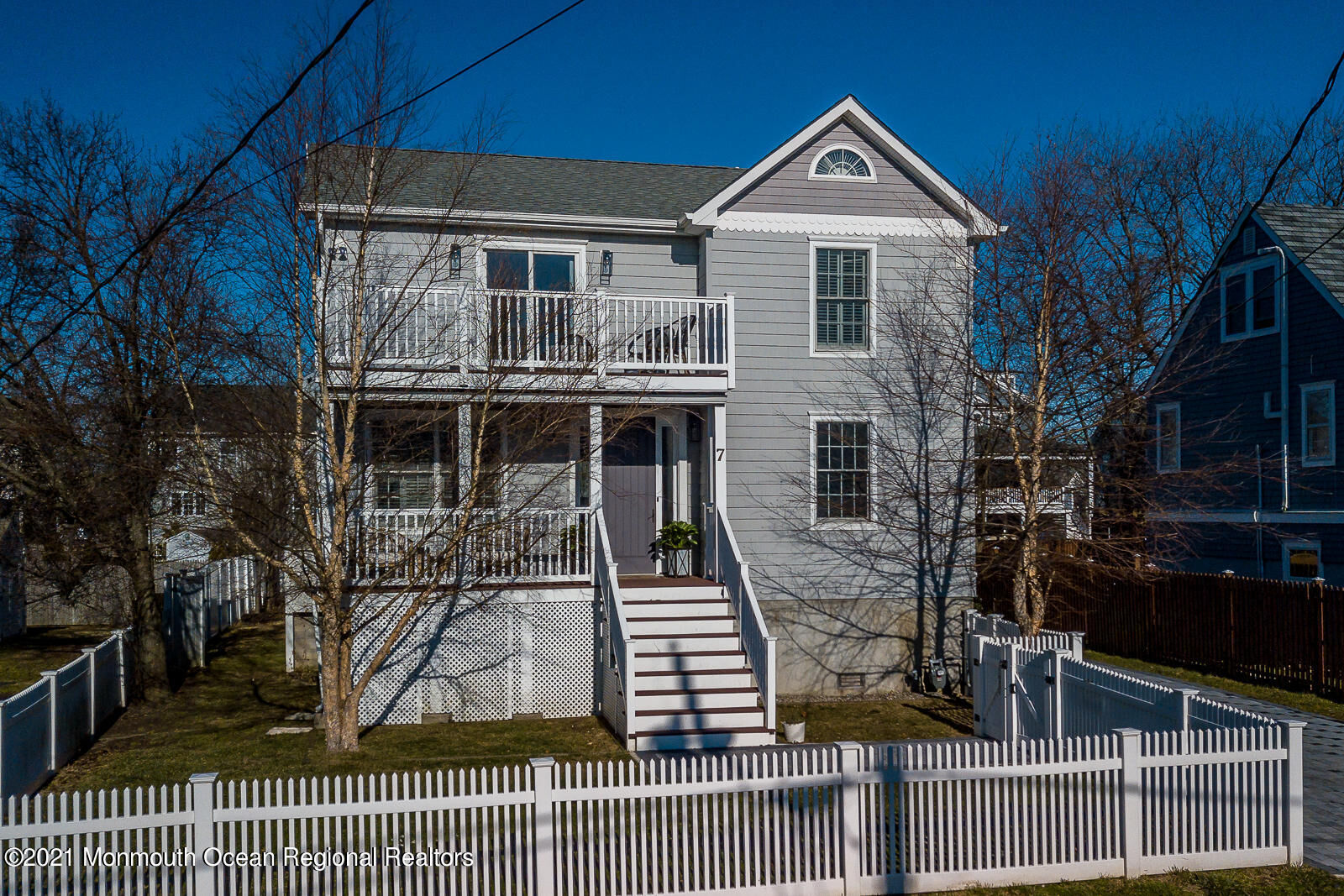 Property Photo:  7 Monmouth Place  NJ 07750 