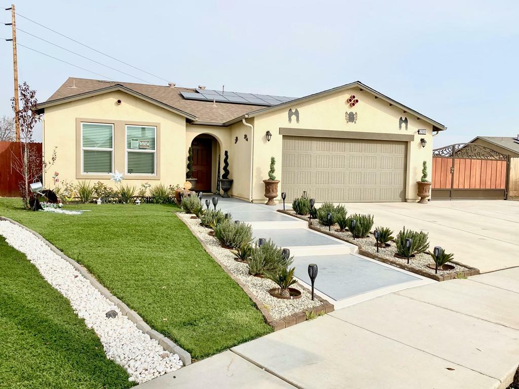 2934 N Church Court  Visalia CA 93291 photo