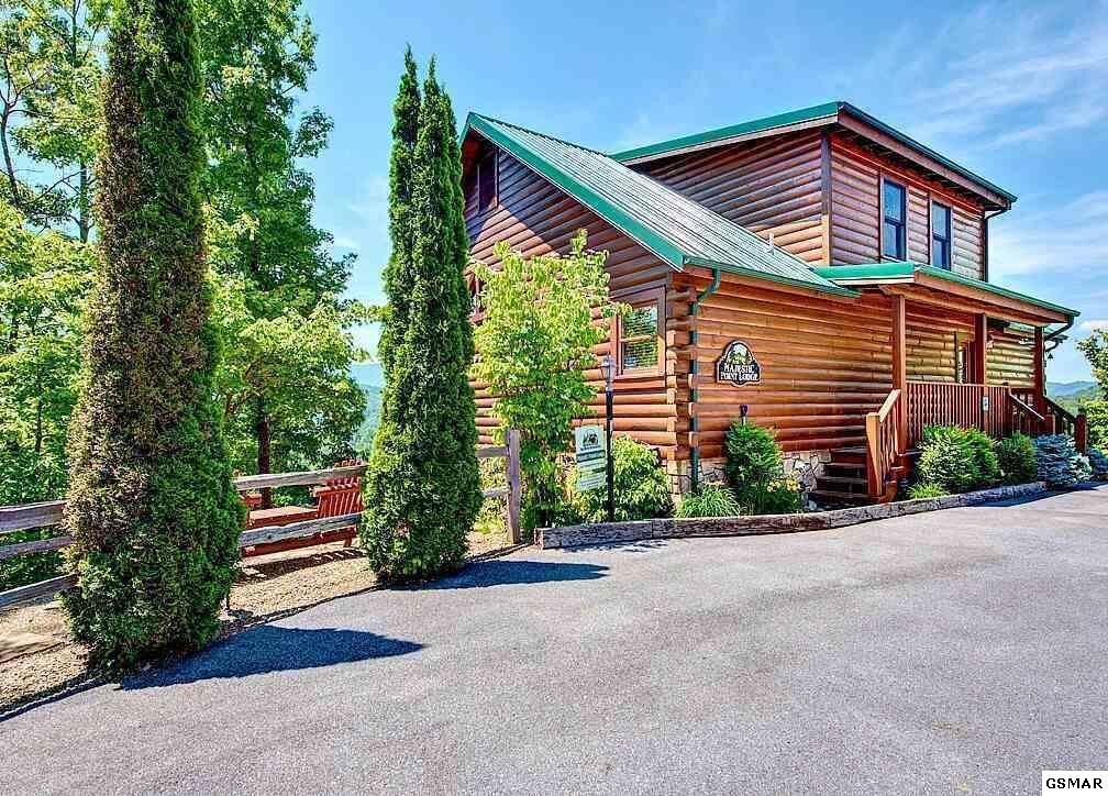 Property Photo:  1018 Majestic Point Way  TN 37738 