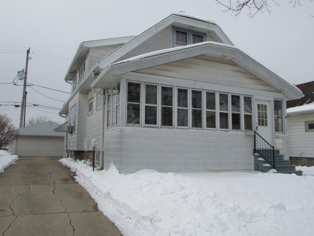 Property Photo: 5821 W Walker St 5823 WI 53214