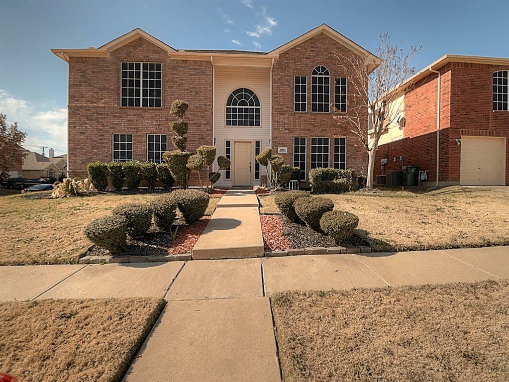 Property Photo:  8204 Silverton Drive  TX 76001 