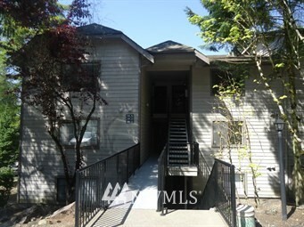 Property Photo:  12515 NE 116 Street B30  WA 98034 