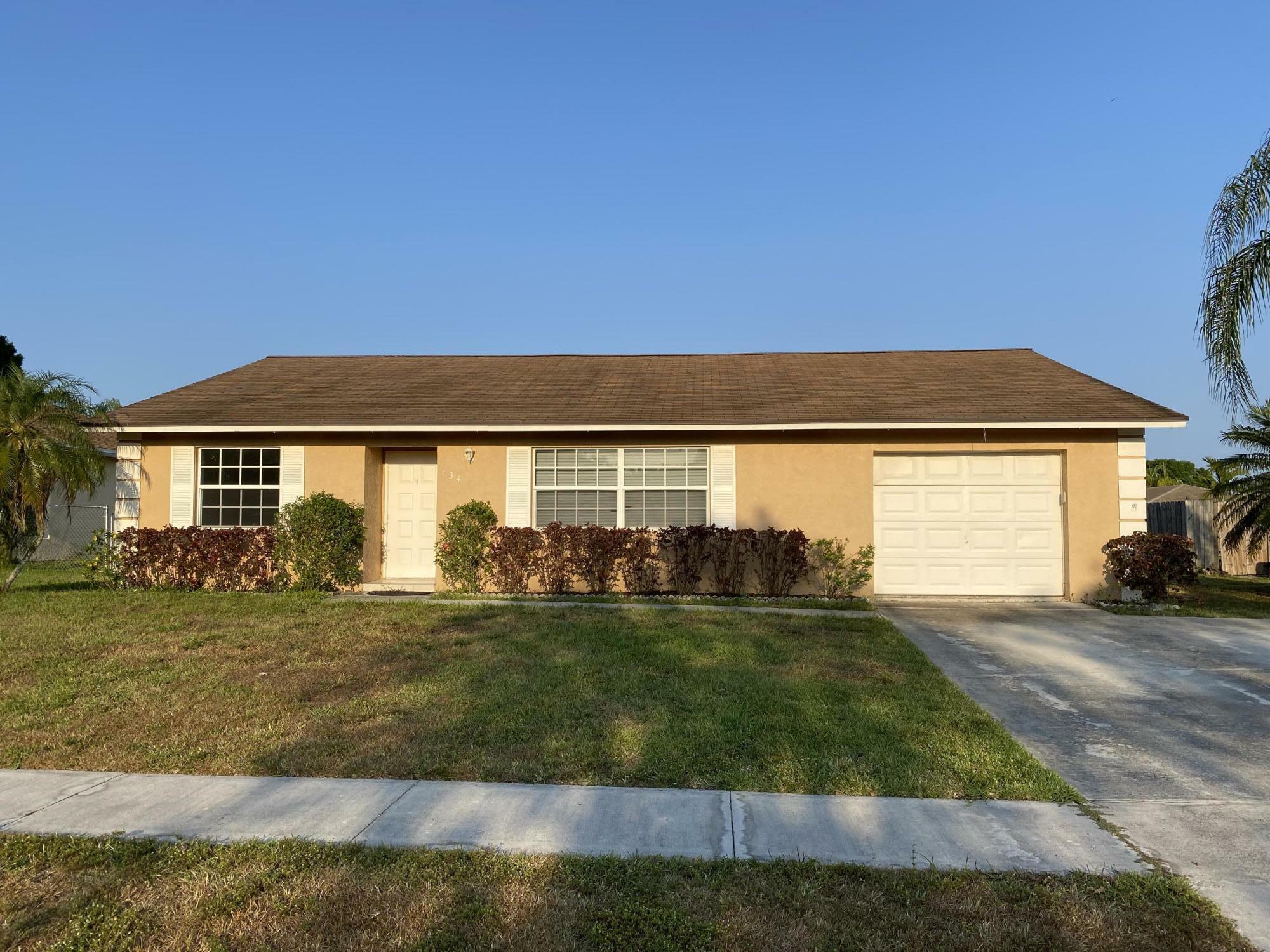 Property Photo:  134 Cortes Avenue  FL 33411 