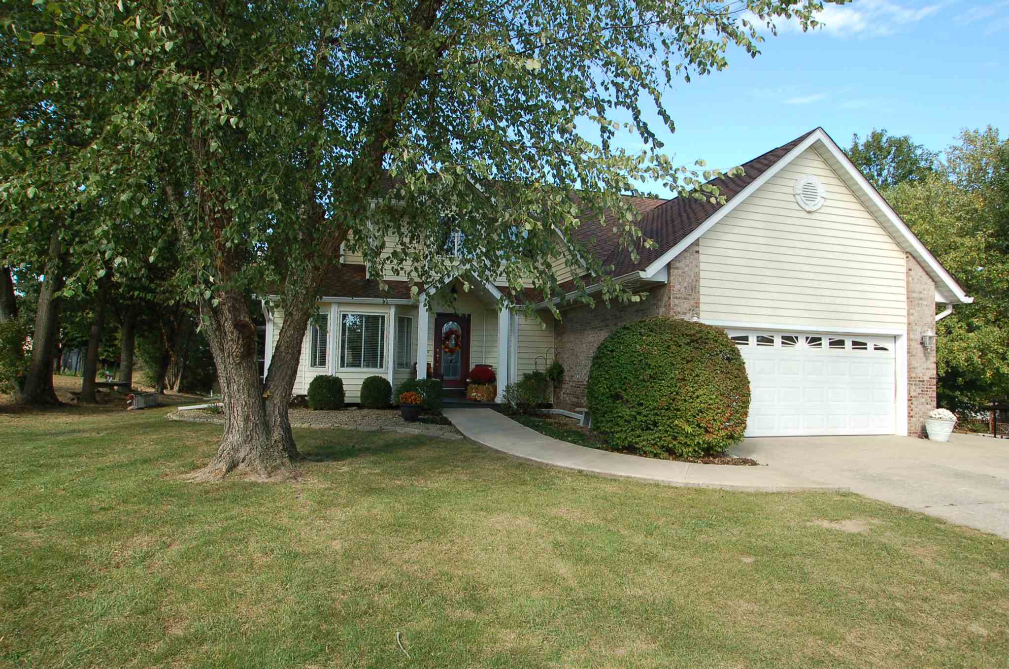 Property Photo:  5101 N Logan View  IN 47404 