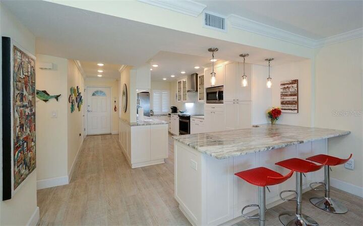 Property Photo: 20 Whispering Sands Drive 302 FL 34242