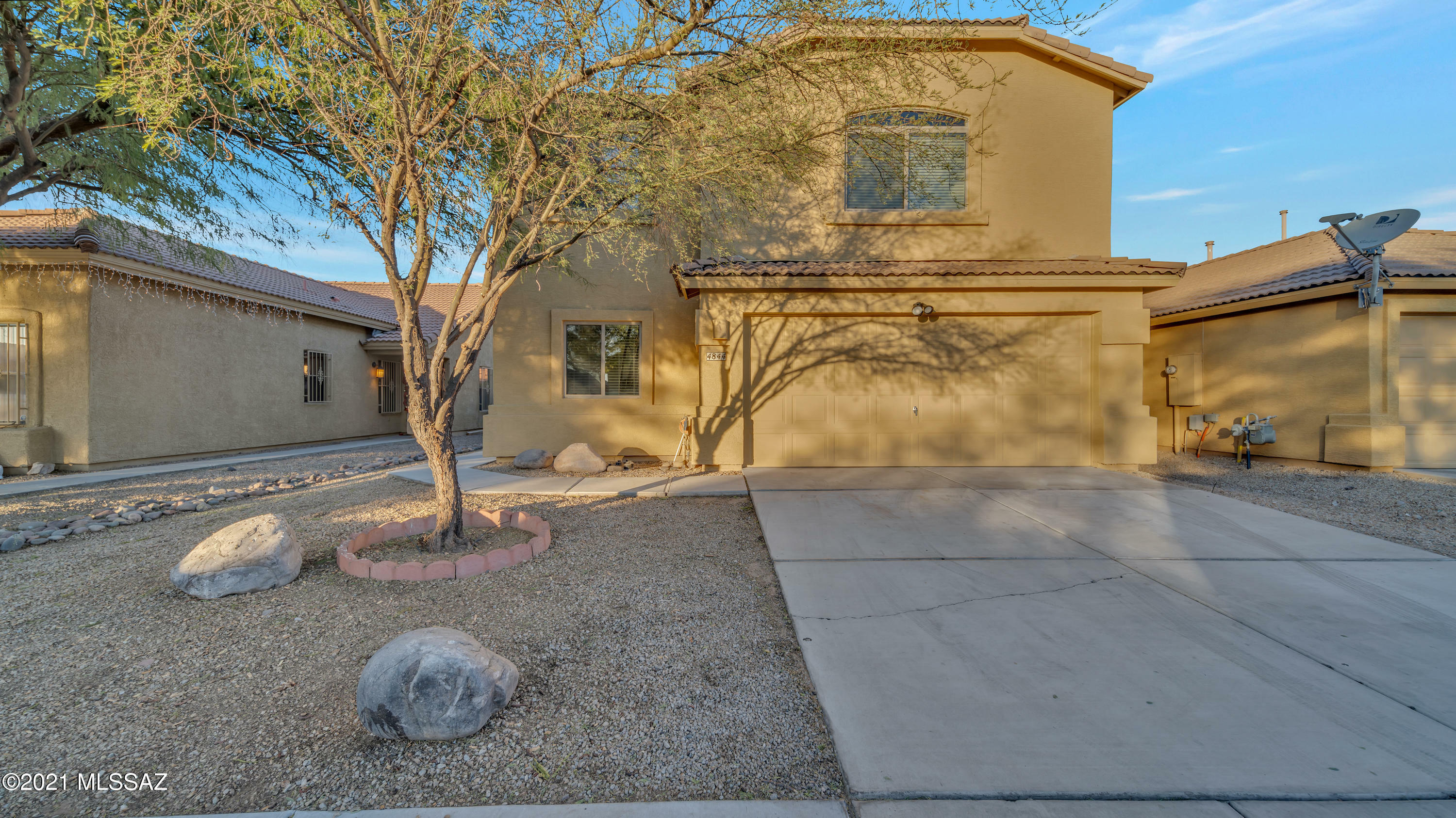 Property Photo:  4844 S Huelva Lane  AZ 85746 