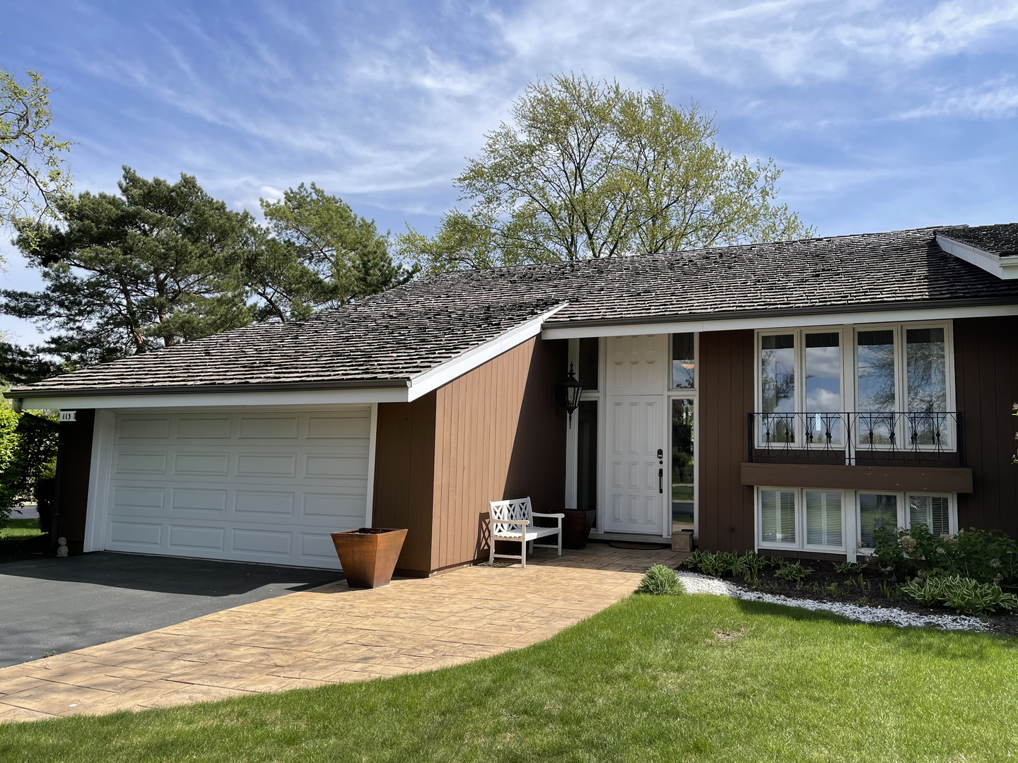 Property Photo:  113 Briarwood Loop  IL 60523 