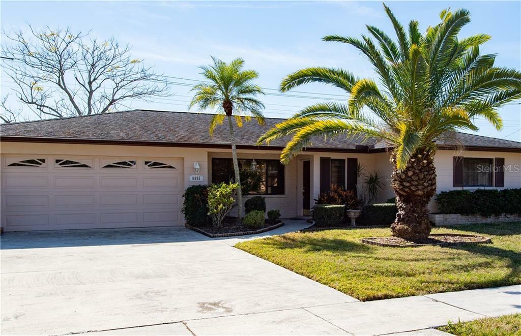 Property Photo: 6835 Roxbury Drive FL 34231