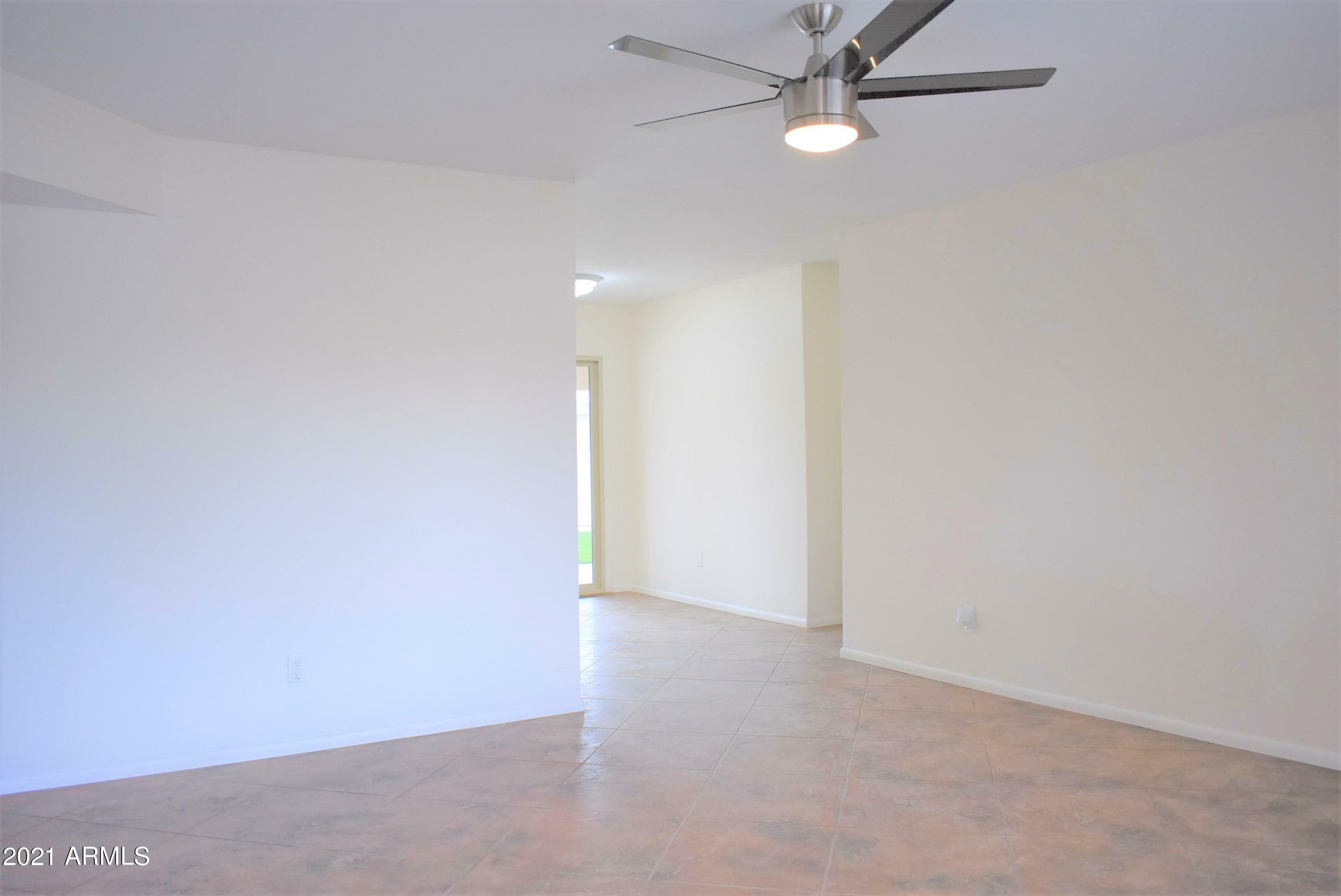 Property Photo: 3215 E Angela Drive AZ 85032