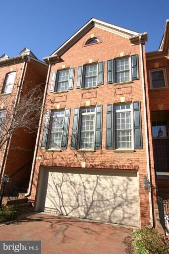 Property Photo:  713 Catts Tavern Drive  VA 22314 