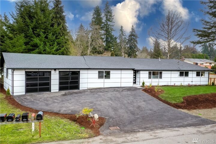 21907 95th Ave W  Edmonds WA 98020 photo