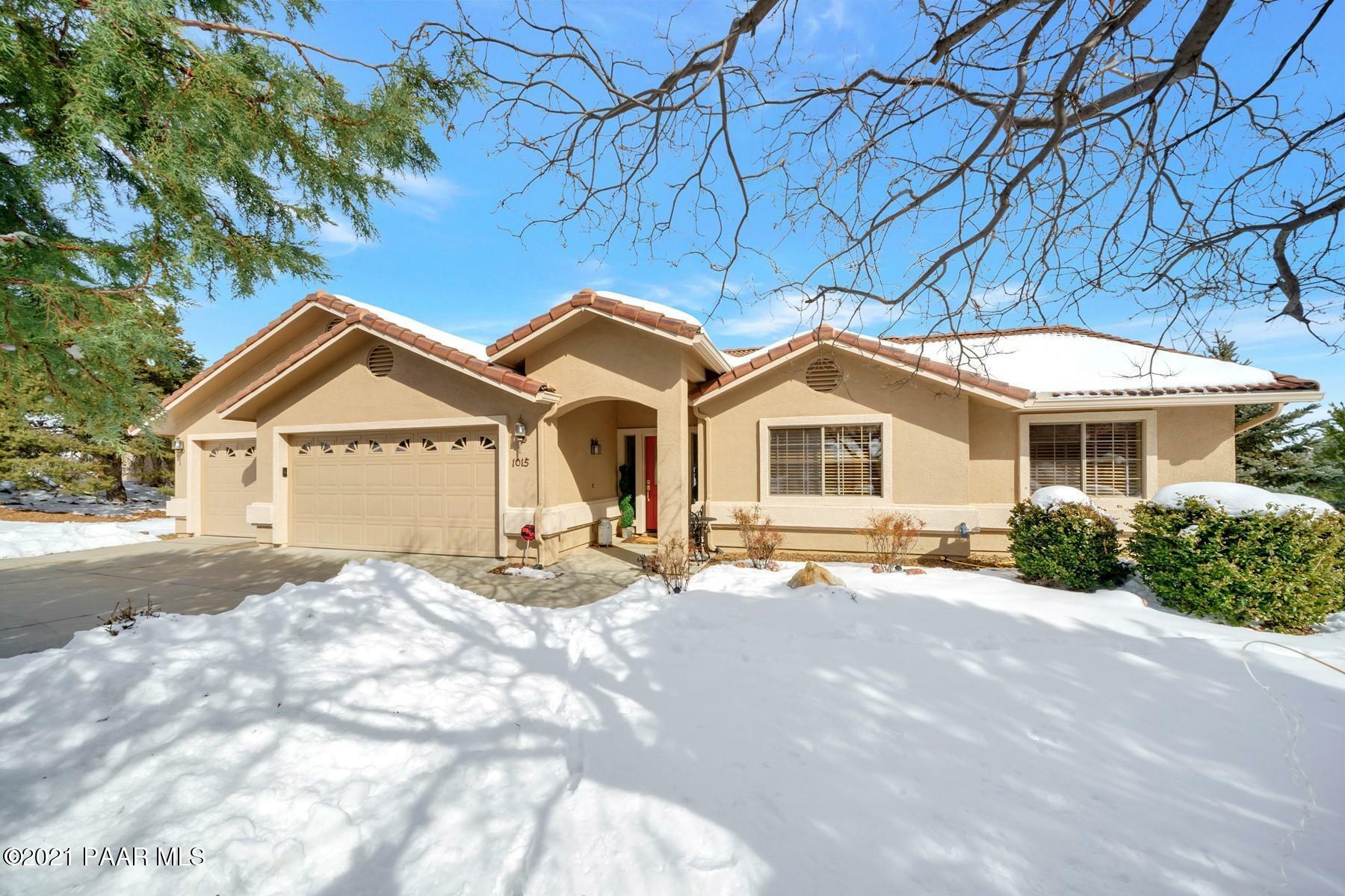 Property Photo:  1015 Studebaker Way  AZ 86301 