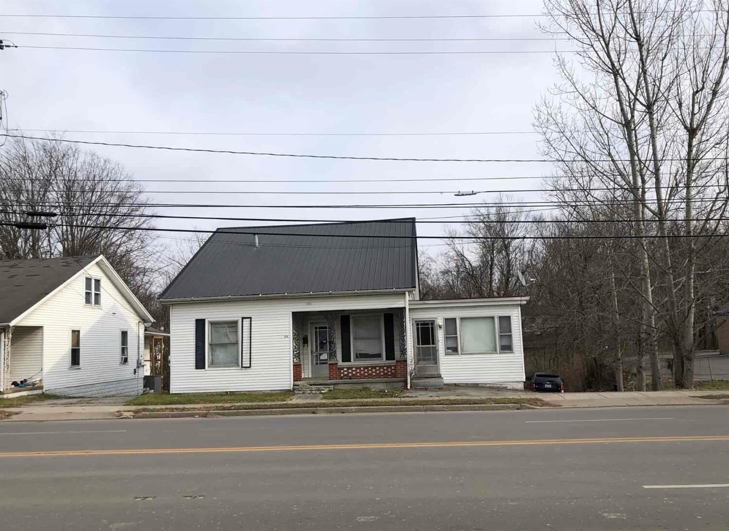 Property Photo:  246 Lexington Street  KY 40444 