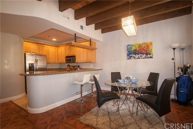 Property Photo:  4360 Ventura Canyon Avenue 2  CA 91423 