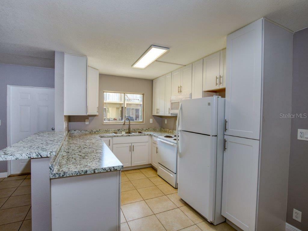 Property Photo:  2950 Clark Road 113  FL 34231 