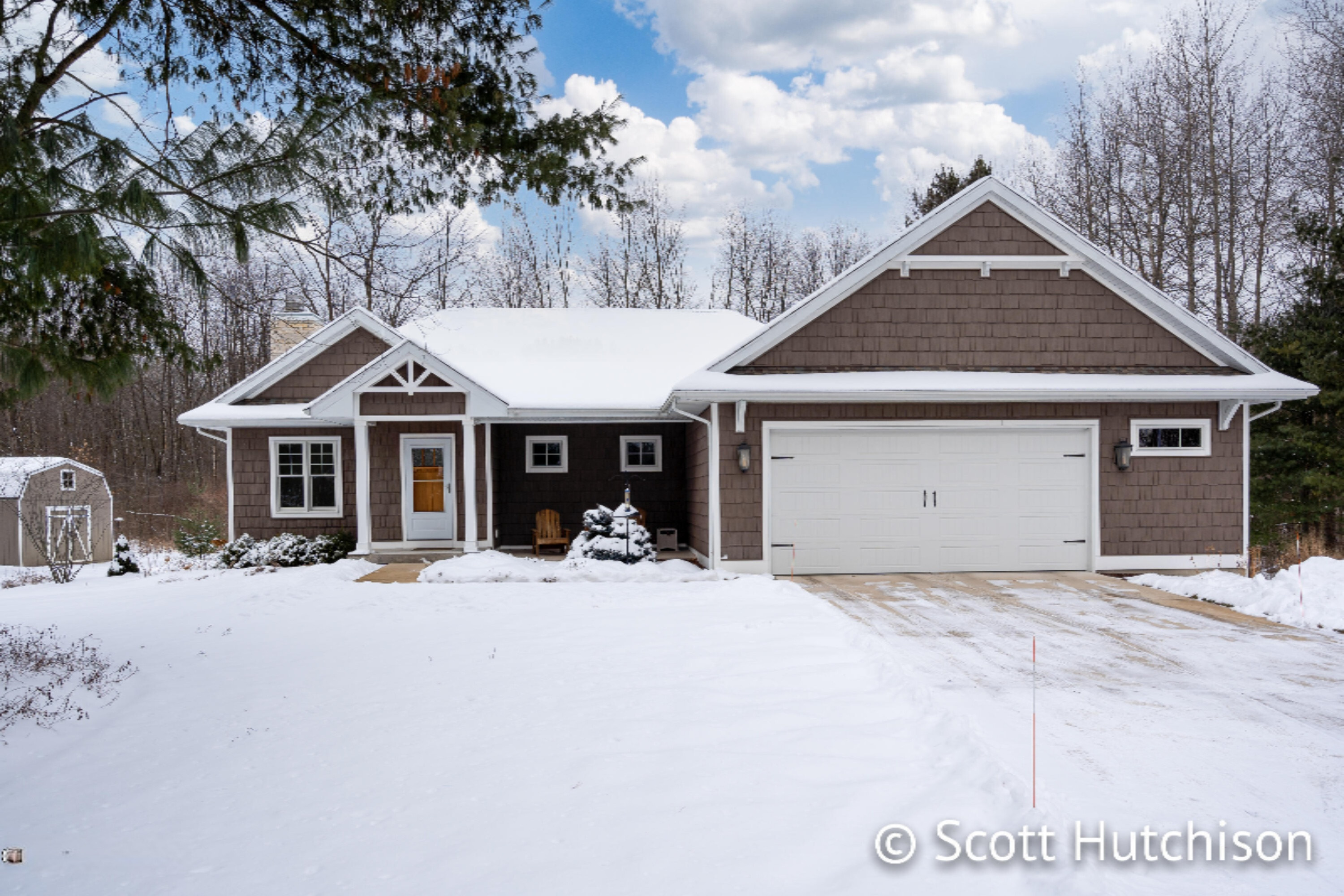 Property Photo: 3915 12 Mile Road NE MI 49341