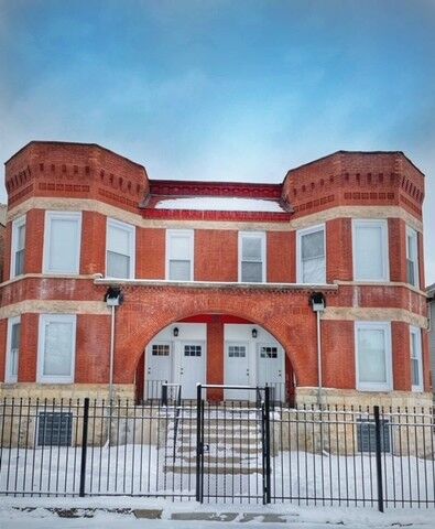 Property Photo:  7027 S Wentworth Avenue  IL 60621 