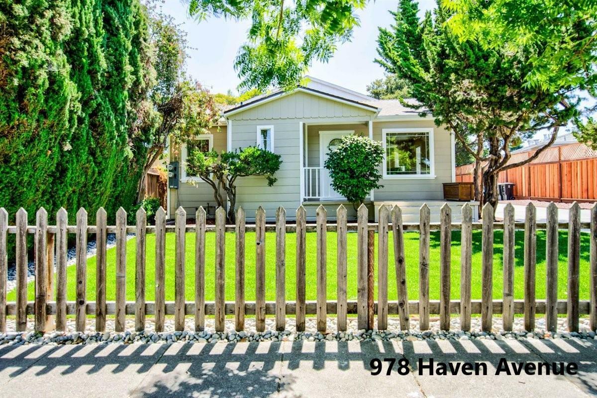 Property Photo:  978 & 980 Haven Avenue  CA 94063 