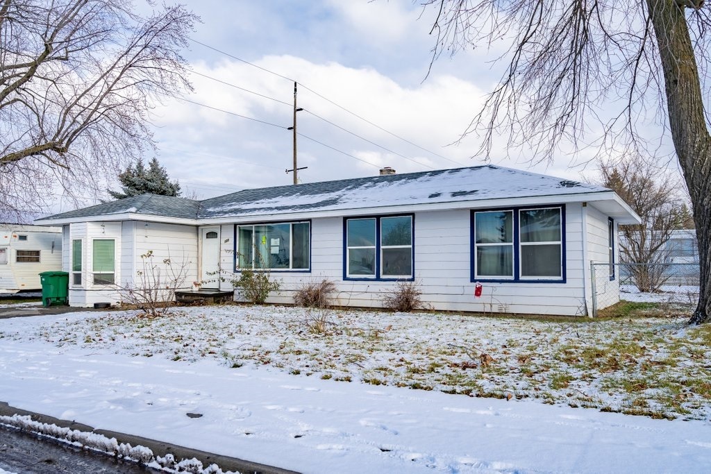 Property Photo:  123 S Coleman Rd  WA 99212-0650 