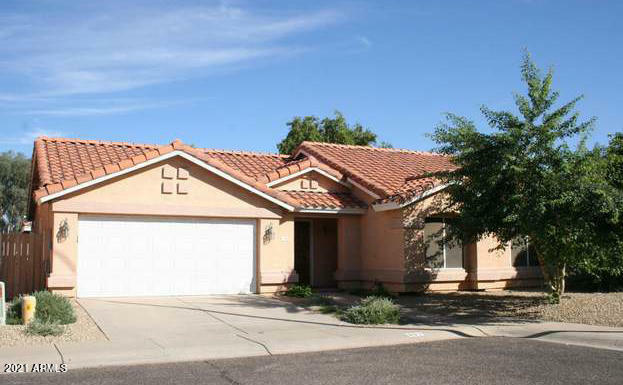 Property Photo:  801 N Entrada Street  AZ 85226 