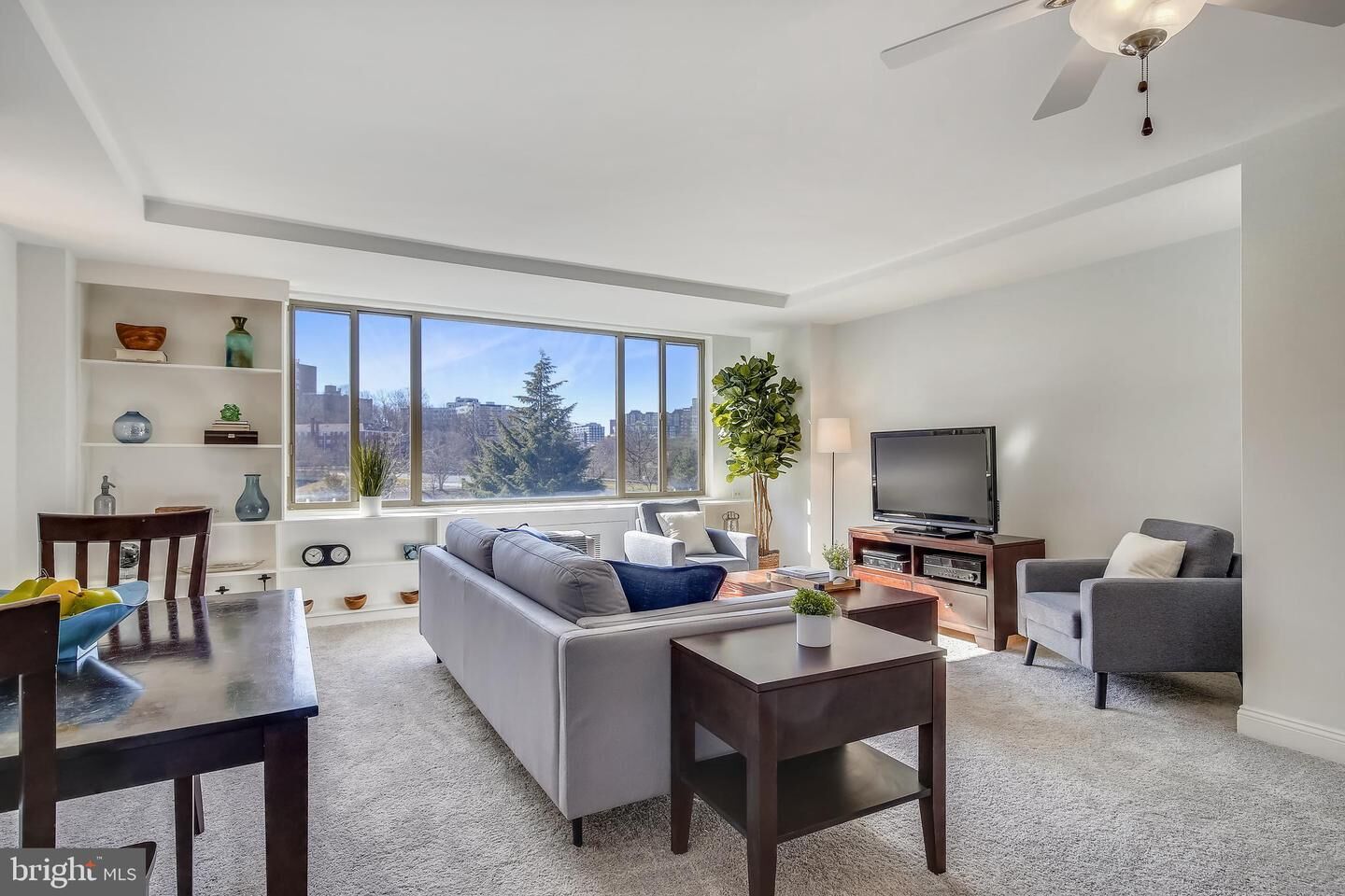 Property Photo: 1121 Arlington Boulevard 543 VA 22209