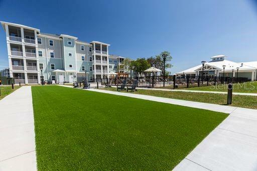 Property Photo:  5561 Post Oak Boulevard B2s  FL 33544 