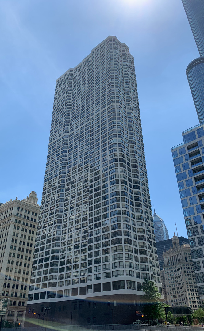 Property Photo:  405 N Wabash Avenue 809  IL 60611 