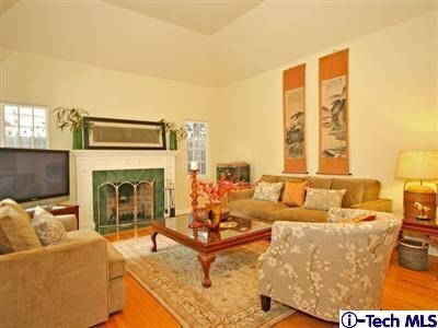 Property Photo:  1110 La Zanja Drive  CA 91207 