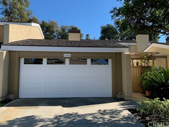 Property Photo:  19846 Waterview Lane  CA 92648 