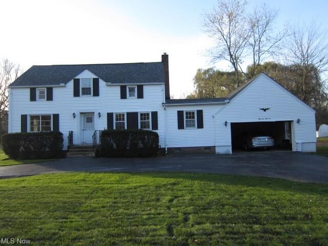Property Photo:  5552 Highland Road  OH 44143 