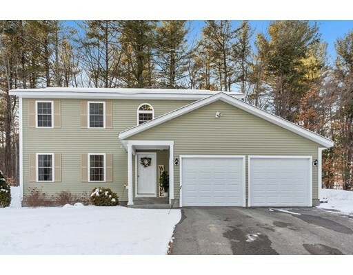 Property Photo: 21 Flicker Drive MA 01420