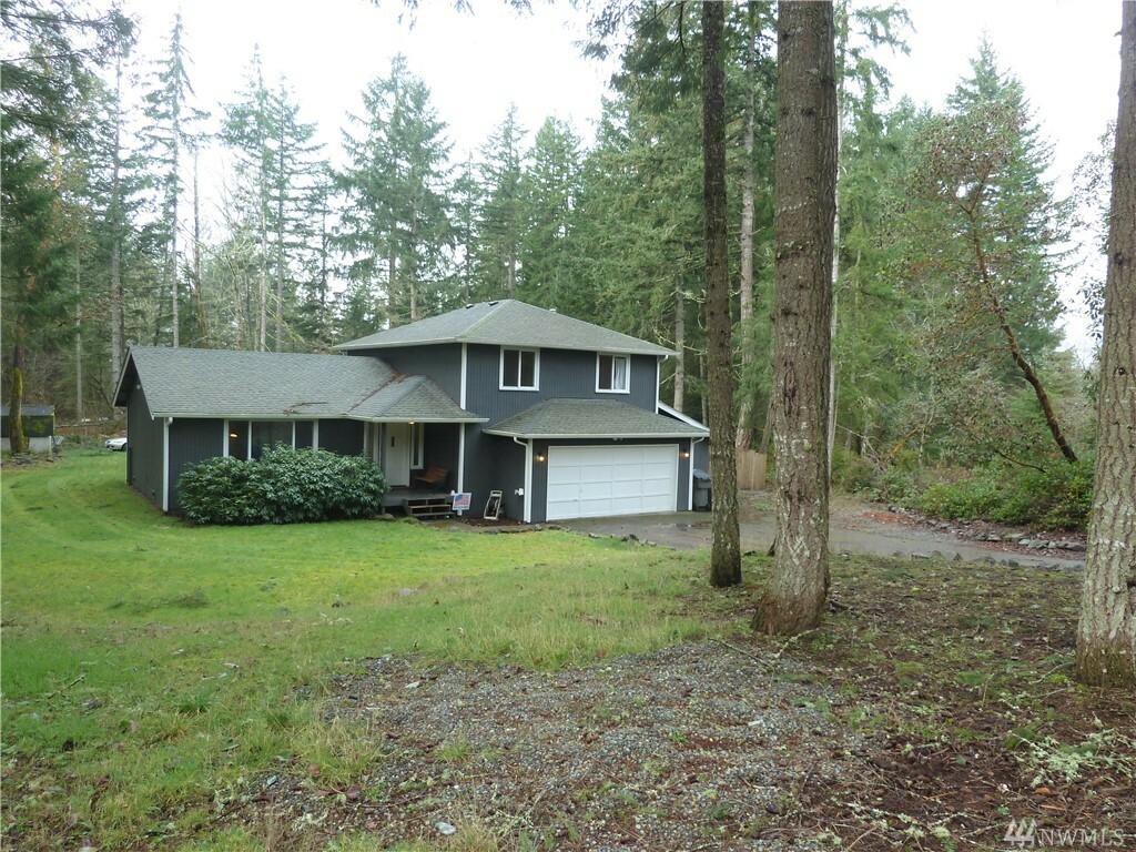 Property Photo:  945 SW Moffett Lane  WA 98367 