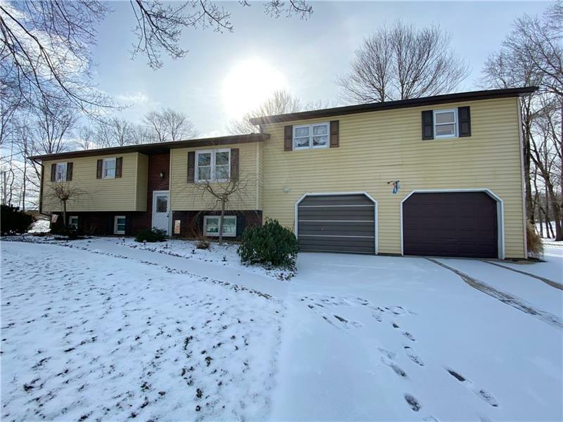 Property Photo:  27 Leesburg Road  PA 16156 